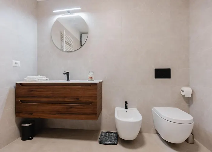 Black & Light شقة