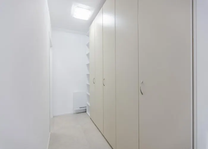 Black & Light شقة ميلان